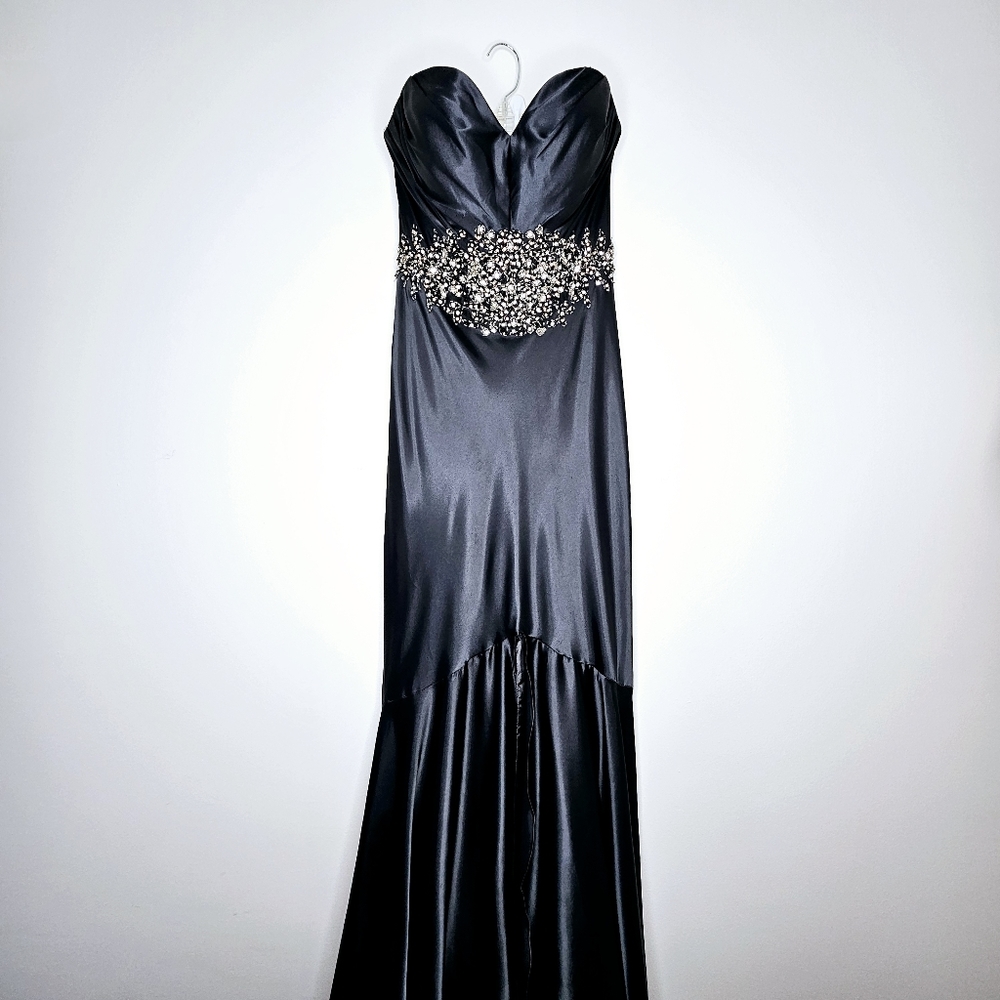 Jasz Couture Sweetheart Strapless Silk like Satin Mermaid Gown with Trai…
